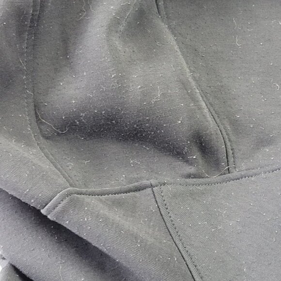 Under Armor Woman’s black loose fit hooded sweatshirt with mesh back insert L - Picture 11 of 12